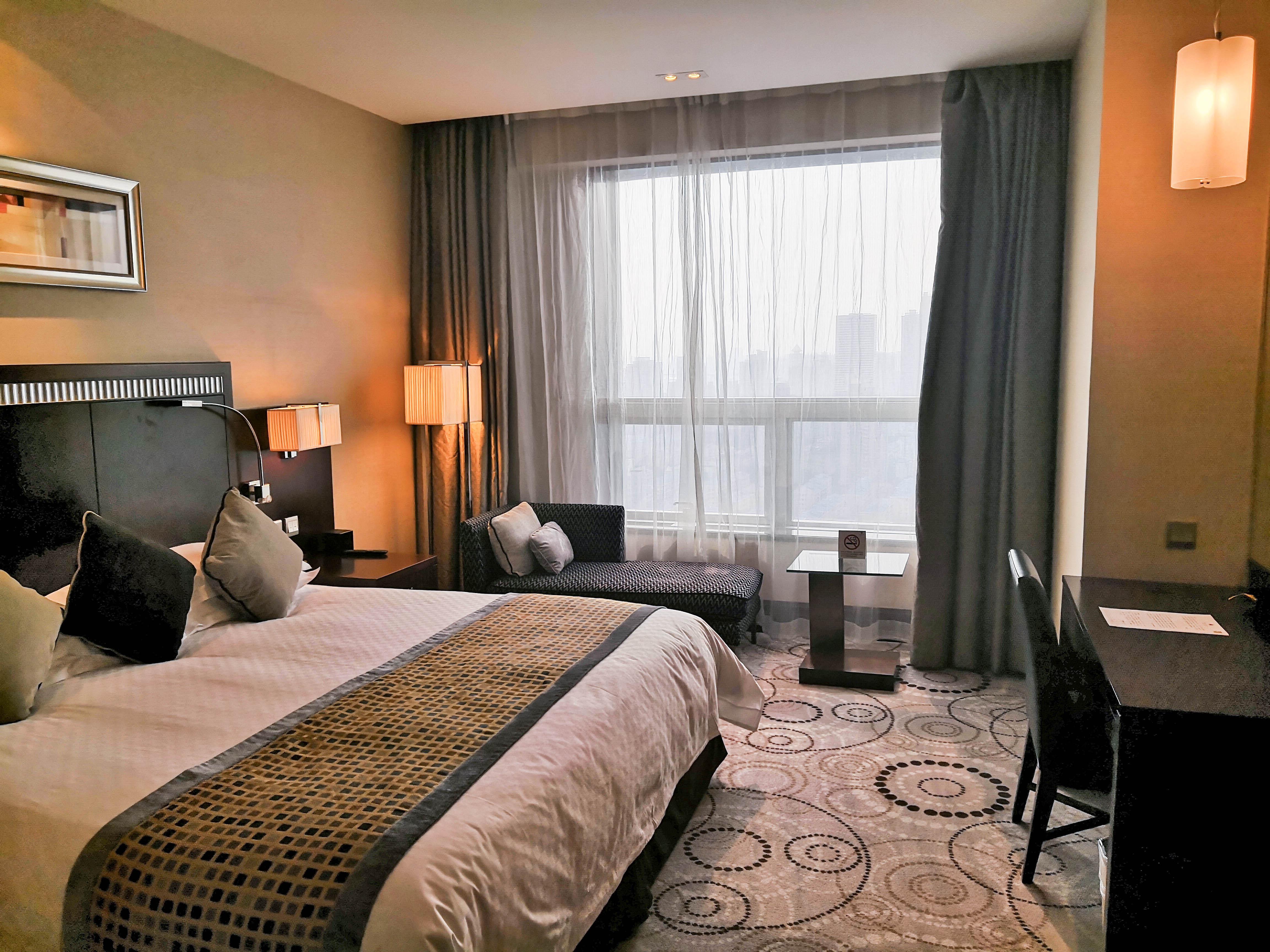 Grand Soluxe Zhongyou Hotel Shanghai Exterior photo