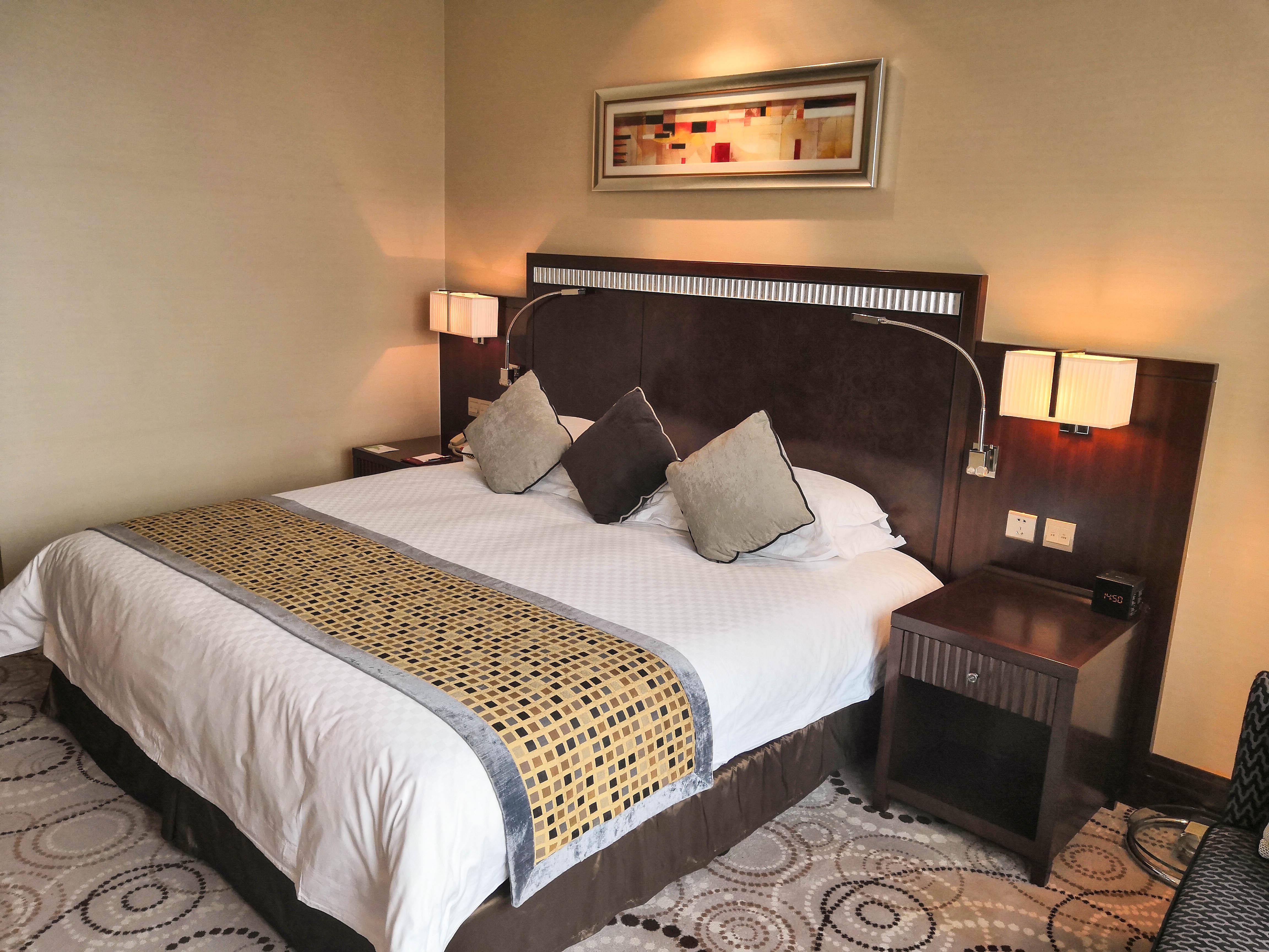 Grand Soluxe Zhongyou Hotel Shanghai Exterior photo