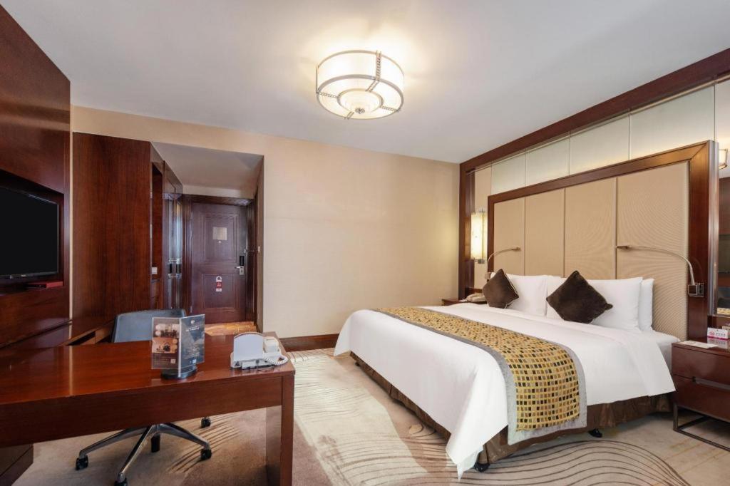 Grand Soluxe Zhongyou Hotel Shanghai Exterior photo