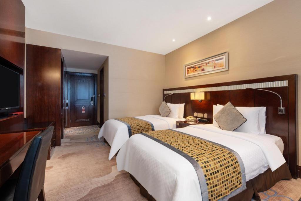 Grand Soluxe Zhongyou Hotel Shanghai Exterior photo