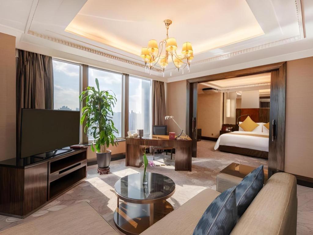Grand Soluxe Zhongyou Hotel Shanghai Exterior photo
